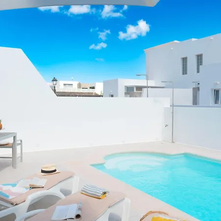 Villa Lolalo House