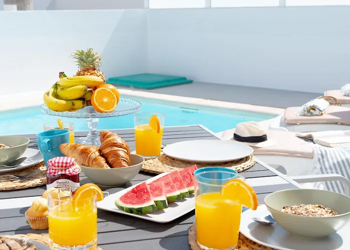 فيلة Lolalo House